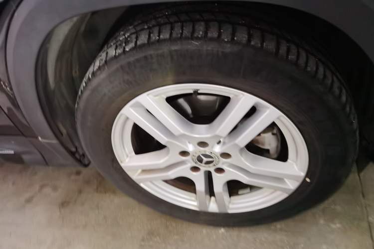 Used Mercedes-Benz GLB 2022 GLB 200 Dynamic Edition Right Front Wheel Hub