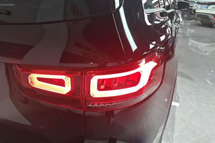 Used Mercedes-Benz GLB 2022 Updated GLB 200 Fashion Edition Right Rear Taillight