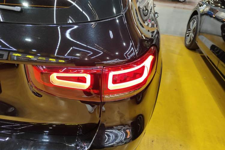 Used Mercedes-Benz GLB 2022 Updated GLB 200 Fashion Edition Right Rear Taillight