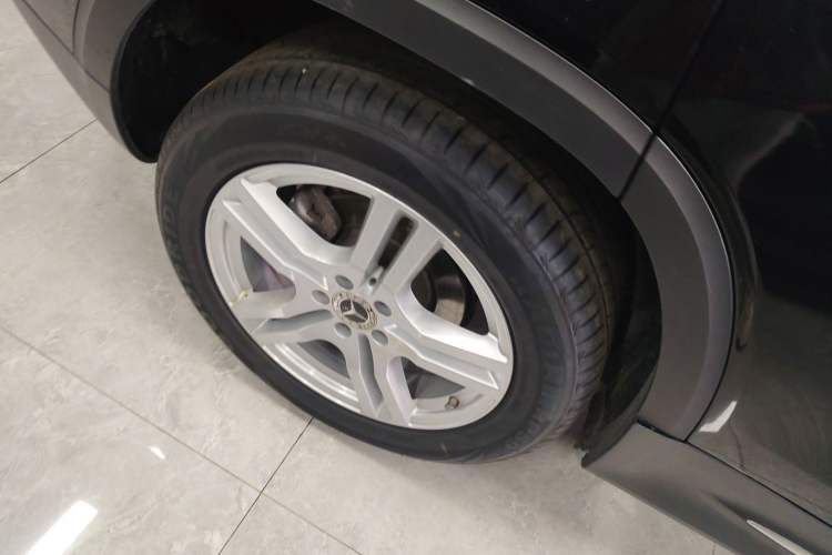 Used Mercedes-Benz GLB 2022 Second Facelift GLB 200 Dynamic Edition Right Rear Wheel Hub