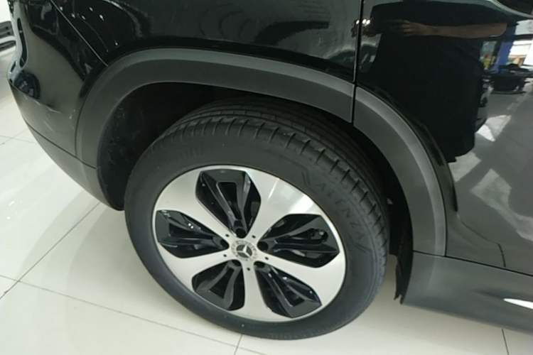 Used Mercedes-Benz GLB 2022 GLB 220 Fashion Model Right Rear Wheel Hub
