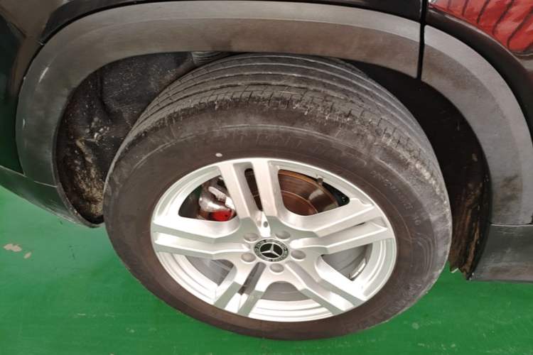 Used Mercedes-Benz GLB 2022 Refresh GLB 200 Dynamic Edition Right Rear Wheel Hub