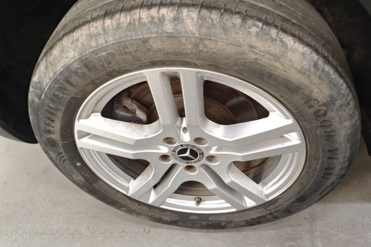 Used Mercedes-Benz GLB 2022 Second Facelift GLB 200 Fashion Edition Right Rear Wheel Hub