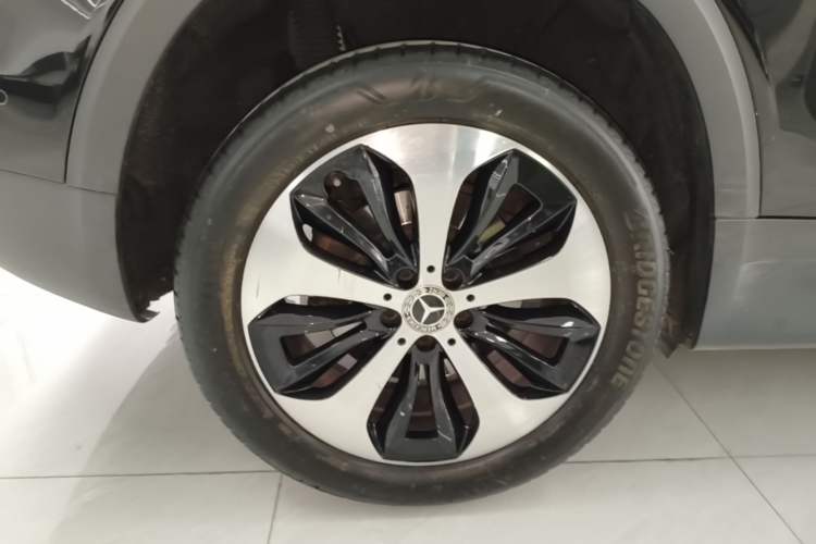 Used Mercedes-Benz GLB 2022 Updated GLB 200 Fashion Edition Right Rear Wheel Hub