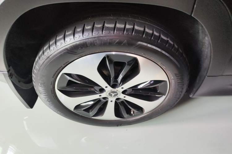 Used Mercedes-Benz GLB 2022 GLB 200 Stylish Edition Right Rear Wheel Hub