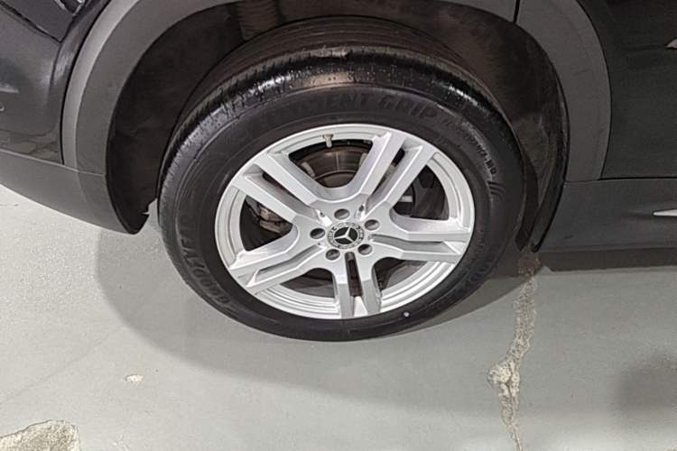 Used Mercedes-Benz GLB 2022 Refresh GLB 200 Dynamic Edition Right Rear Wheel Hub