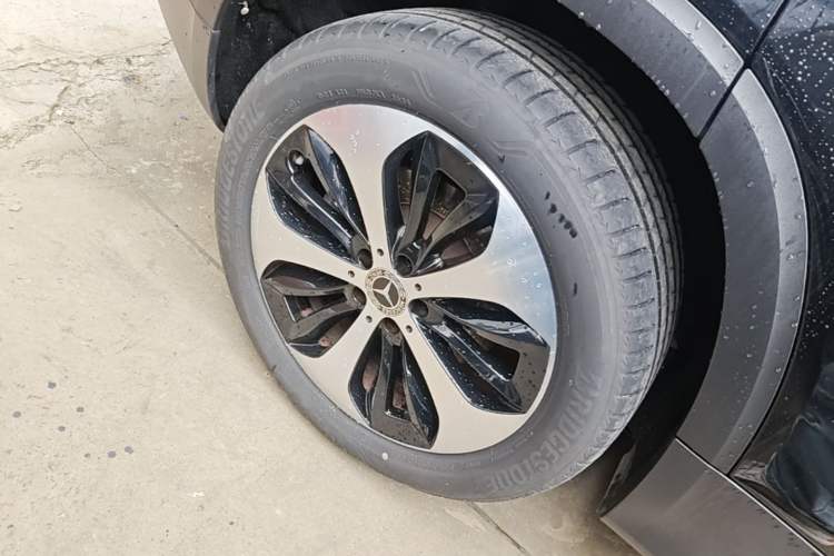 Used Mercedes-Benz GLB 2022 Updated GLB 200 Fashion Edition Right Rear Wheel Hub