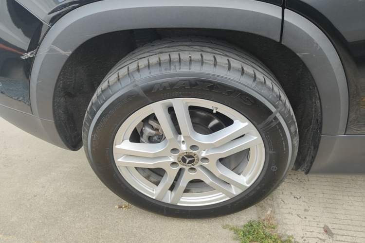 Used Mercedes-Benz GLB 2022 GLB 220 Dynamic Edition Right Rear Wheel Hub