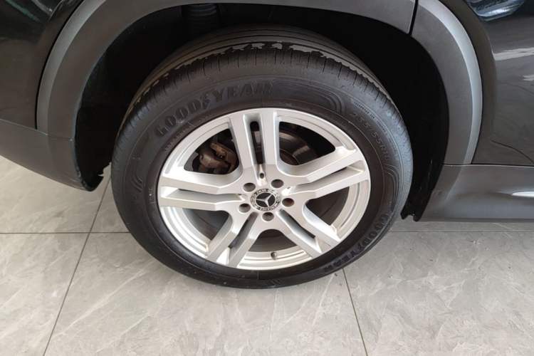 Used Mercedes-Benz GLB 2022 GLB 200 Dynamic Edition Right Rear Wheel Hub