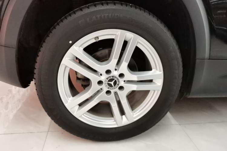 Used Mercedes-Benz GLB 2022 GLB 220 Dynamic Edition Right Rear Wheel Hub