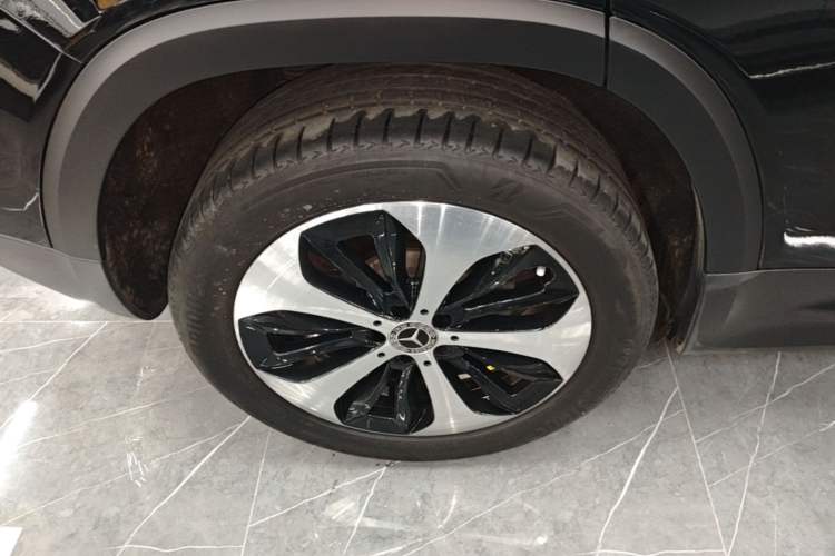 Used Mercedes-Benz GLB 2022 GLB 220 Fashion Model Right Rear Wheel Hub