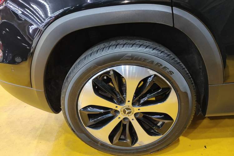 Used Mercedes-Benz GLB 2022 Updated GLB 200 Fashion Edition Right Rear Wheel Hub