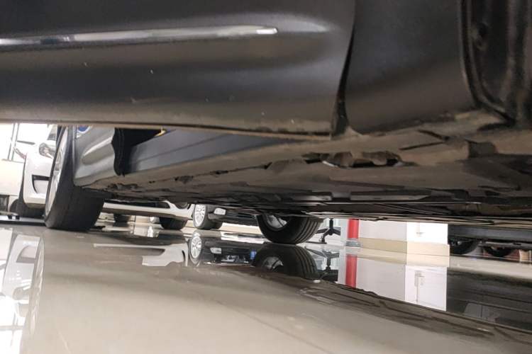 Used Mercedes-Benz GLB 2022 GLB 200 Dynamic Edition Right Side Sill