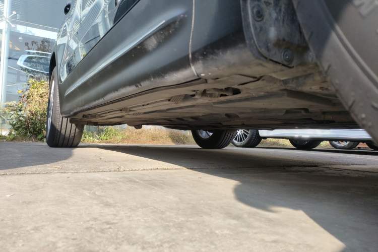 Used Mercedes-Benz GLB 2022 Refresh GLB 200 Dynamic Edition Right Side Sill