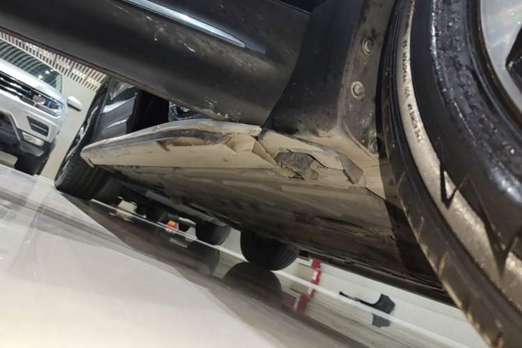 Used Mercedes-Benz GLB 2022 GLB 200 Stylish Edition Right Side Sill