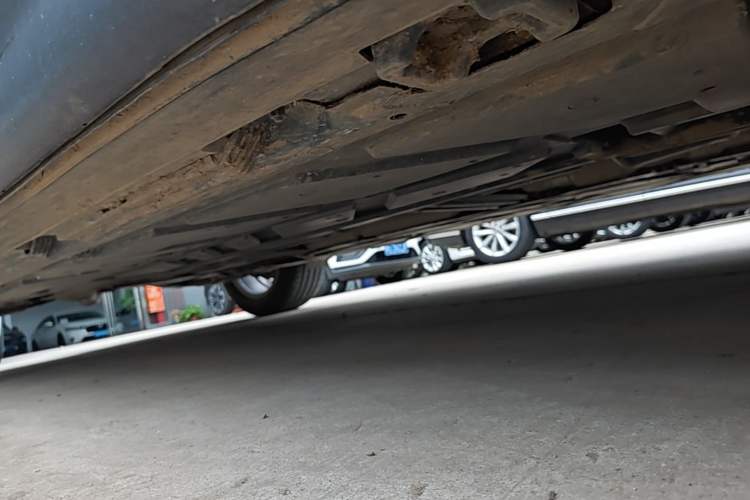 Used Mercedes-Benz GLB 2022 Second Facelift GLB 200 Fashion Edition Right Side Sill