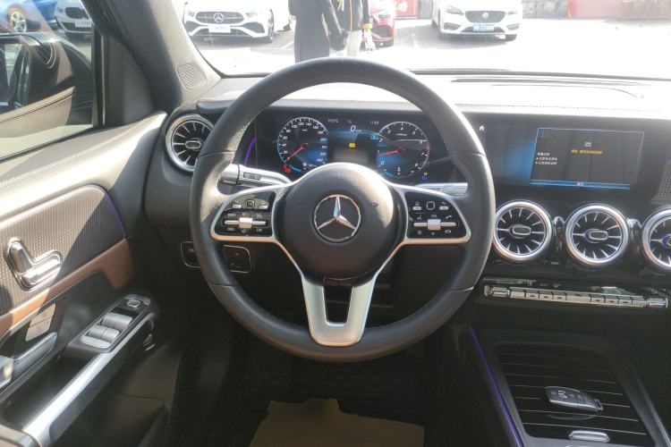 Used Mercedes-Benz GLB 2022 Refresh GLB 200 Dynamic Edition Steering Wheel