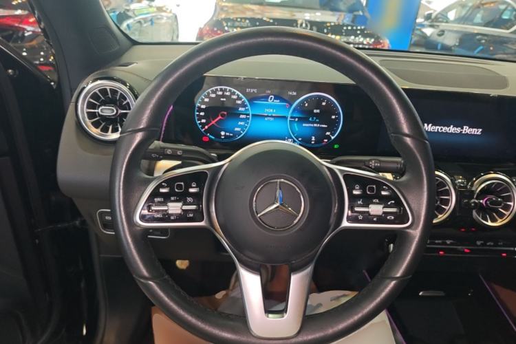 Used Mercedes-Benz GLB 2022 GLB 200 Dynamic Edition Steering Wheel