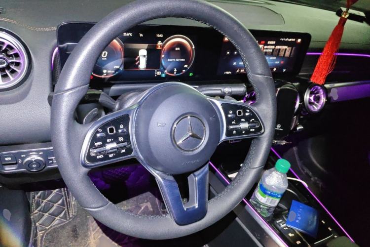 Used Mercedes-Benz GLB 2022 GLB 220 Fashion Model Steering Wheel