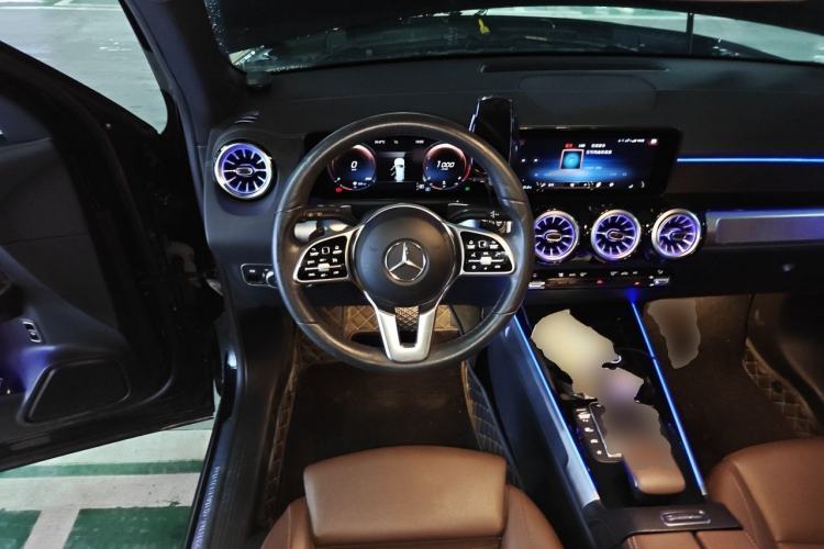 Used Mercedes-Benz GLB 2022 GLB 220 4MATIC Steering Wheel