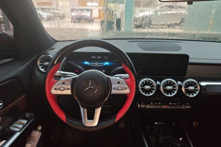 Used Mercedes-Benz GLB 2022 Second Facelift GLB 200 Dynamic Edition Steering Wheel