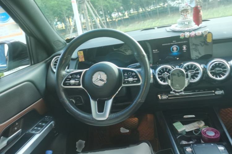 Used Mercedes-Benz GLB 2022 GLB 220 Dynamic Edition Steering Wheel