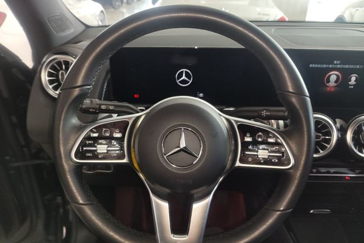 Used Mercedes-Benz GLB 2022 GLB 220 Fashion Model Steering Wheel