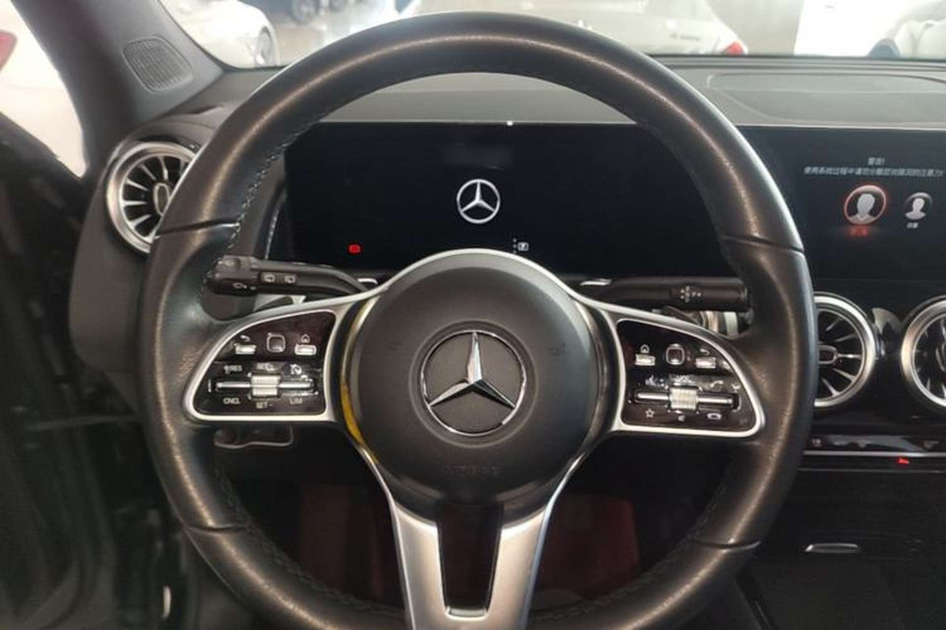 Used Mercedes-Benz GLB 2022 GLB 220 Fashion Model Steering Wheel