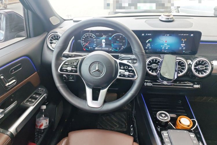 Used Mercedes-Benz GLB 2022 GLB 200 Stylish Edition Steering Wheel