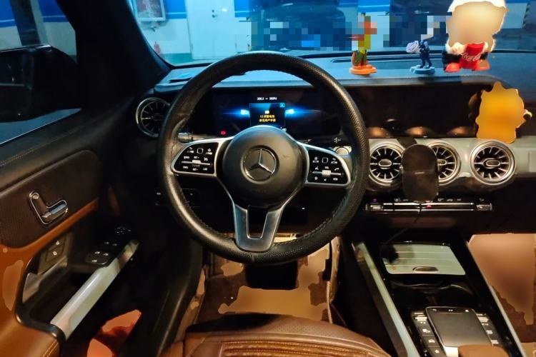 Used Mercedes-Benz GLB 2022 Updated GLB 200 Fashion Edition Steering Wheel