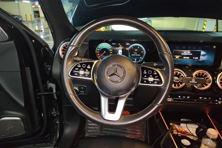 Used Mercedes-Benz GLB 2022 GLB 200 Dynamic Edition Steering Wheel