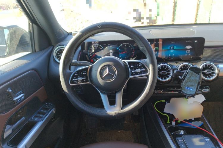 Used Mercedes-Benz GLB 2022 Updated GLB 200 Fashion Edition Steering Wheel