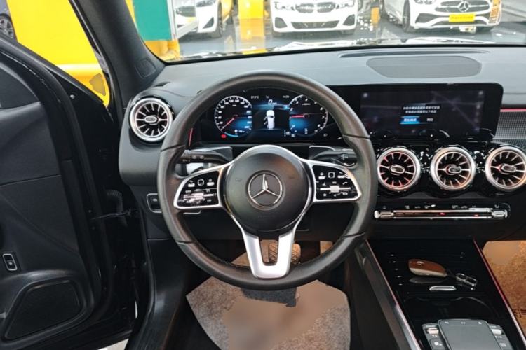 Used Mercedes-Benz GLB 2022 GLB 220 Fashion Model Steering Wheel