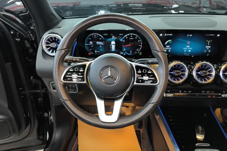 Used Mercedes-Benz GLB 2022 Refreshed GLB 200 4MATIC Steering Wheel