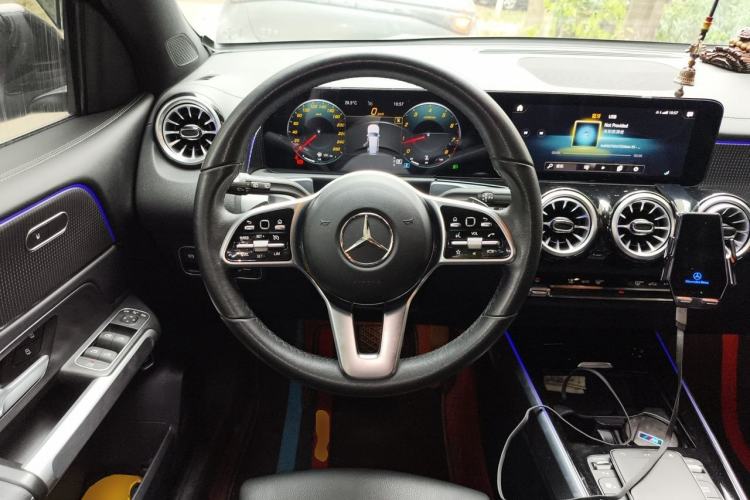 Used Mercedes-Benz GLB 2022 GLB 220 Fashion Model Steering Wheel