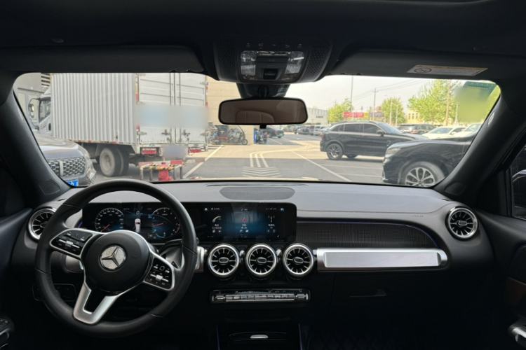 Used Mercedes-Benz GLB 2022 GLB 200 Dynamic Edition Steering Wheel