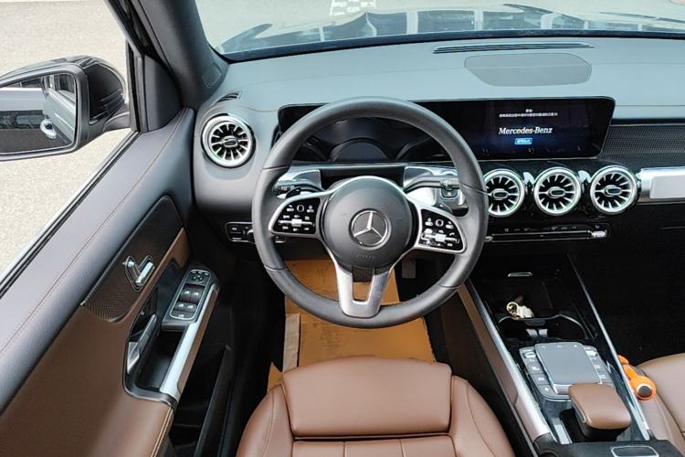 Used Mercedes-Benz GLB 2022 GLB 220 Dynamic Edition Steering Wheel