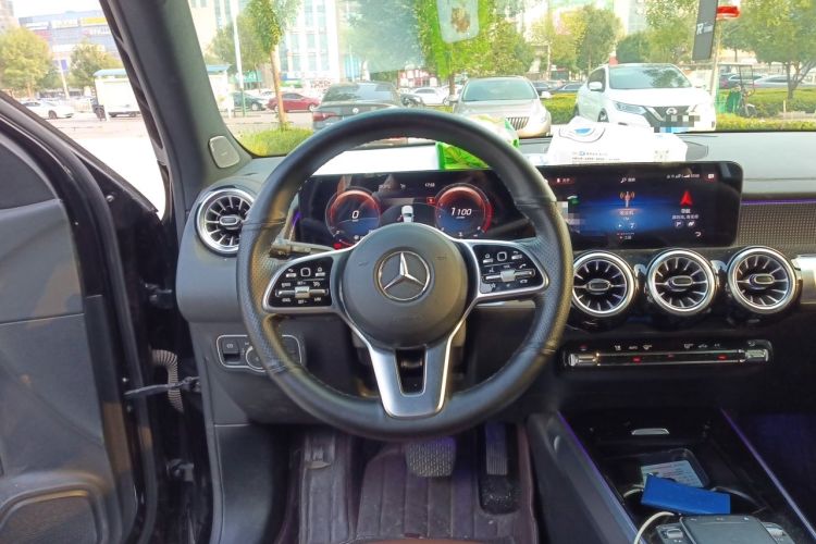 Used Mercedes-Benz GLB 2022 GLB 200 Dynamic Edition Steering Wheel