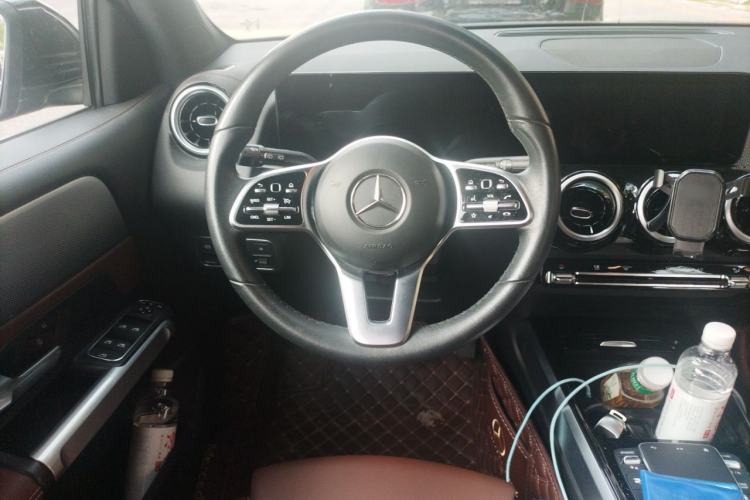 Used Mercedes-Benz GLB 2022 Second Facelift GLB 200 Fashion Edition Steering Wheel