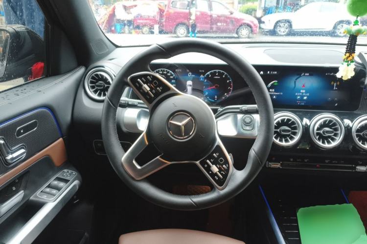 Used Mercedes-Benz GLB 2022 GLB 220 Fashion Model Steering Wheel