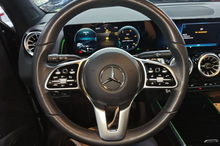 Used Mercedes-Benz GLB 2022 GLB 220 Fashion Model Steering Wheel