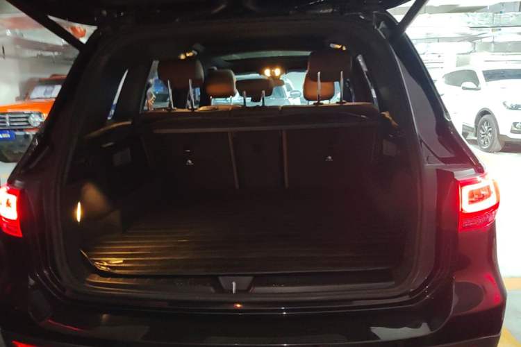 Used Mercedes-Benz GLB 2022 Refresh GLB 200 Dynamic Edition Trunk