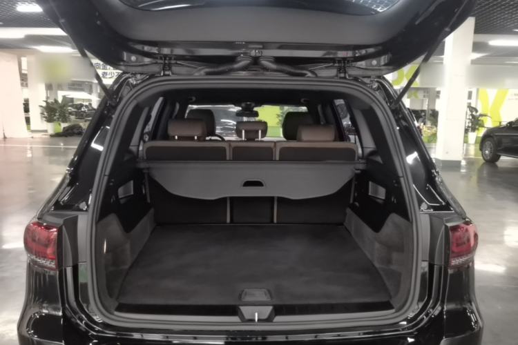 Used Mercedes-Benz GLB 2022 Second Facelift GLB 200 Dynamic Edition Trunk