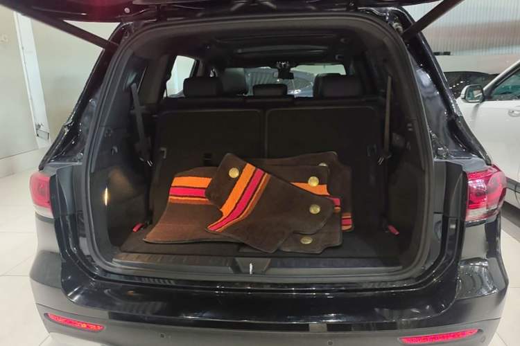 Used Mercedes-Benz GLB 2022 GLB 200 Stylish Edition Trunk