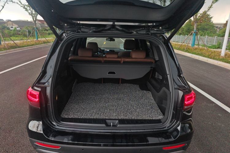Used Mercedes-Benz GLB 2022 Refresh GLB 200 Dynamic Edition Trunk