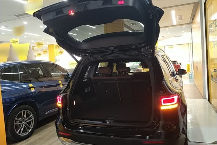 Used Mercedes-Benz GLB 2022 Refresh GLB 200 Dynamic Edition Trunk