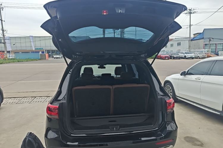 Used Mercedes-Benz GLB 2022 Second Facelift GLB 200 Fashion Edition Trunk