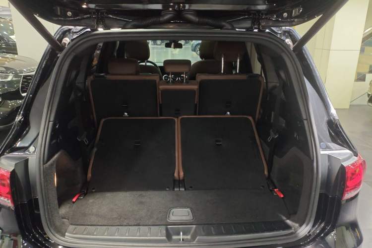 Used Mercedes-Benz GLB 2022 Updated GLB 200 Fashion Edition Trunk