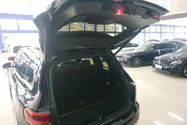Used Mercedes-Benz GLB 2022 GLB 220 Fashion Model Trunk