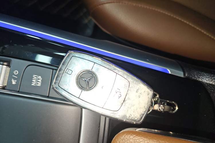 Used Mercedes-Benz GLB 2022 GLB 220 Fashion Model Vehicle Key